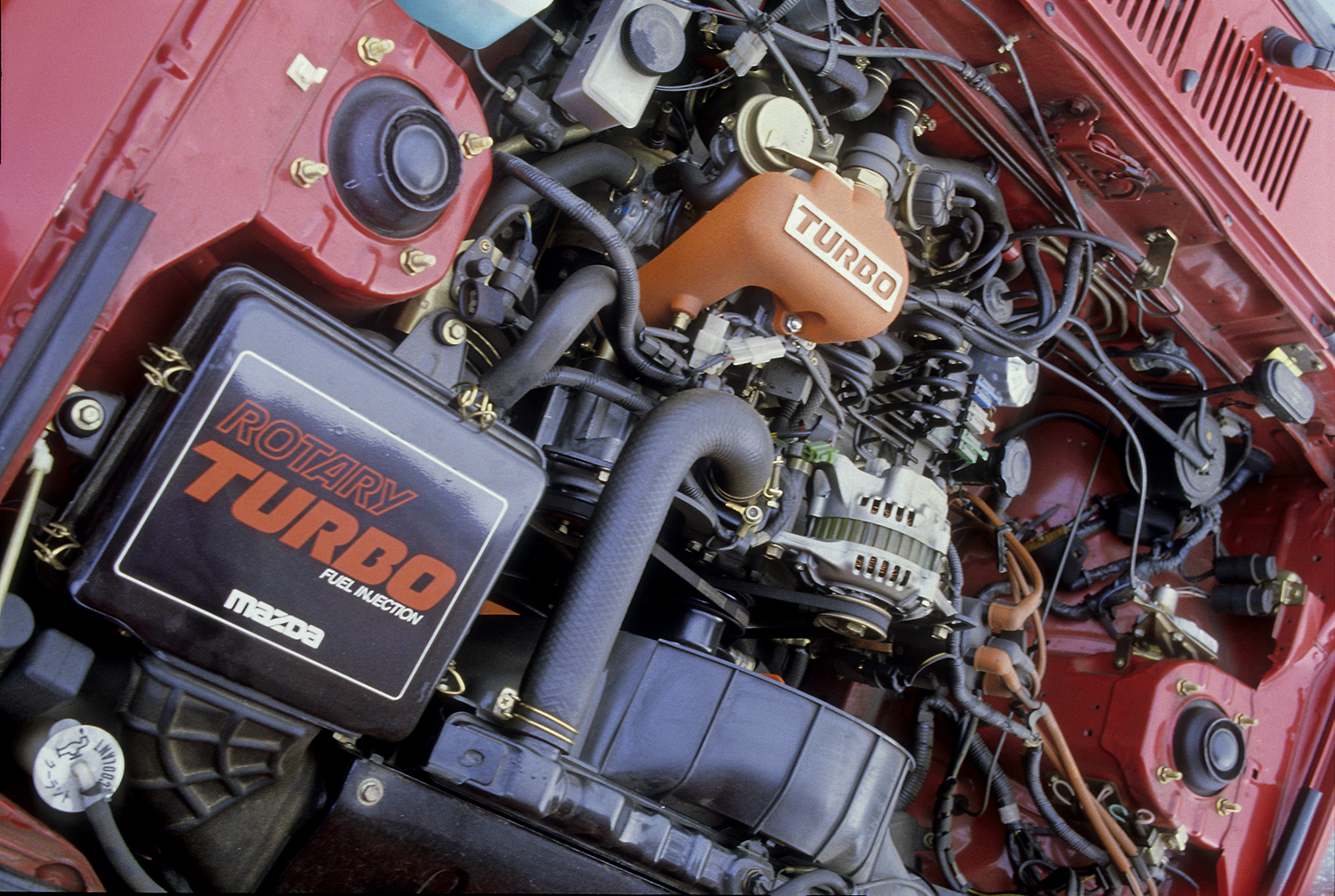 マツダ・サバンナRX-7のターボエンジン