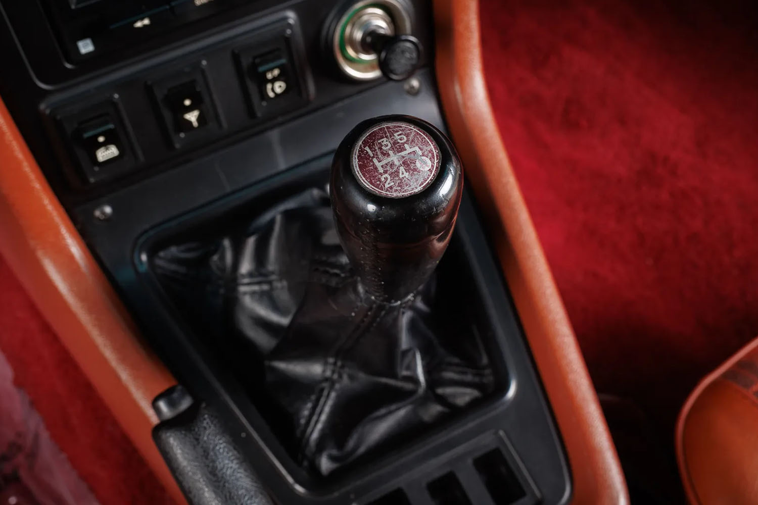 マツダ・サバンナRX-7のMTシフトノブ 〜 画像31