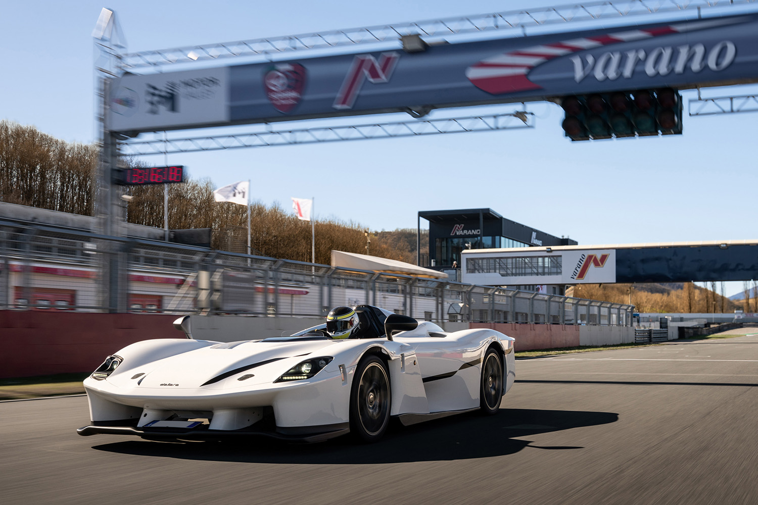 ダラーラMPSの走行シーン