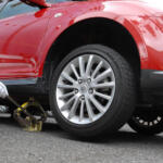 【画像】対角線にタイヤをローテーション……はNGなケースあり！　回転方向指定タイヤは確実に守らないと性能ガタ落ちだった 〜 画像4