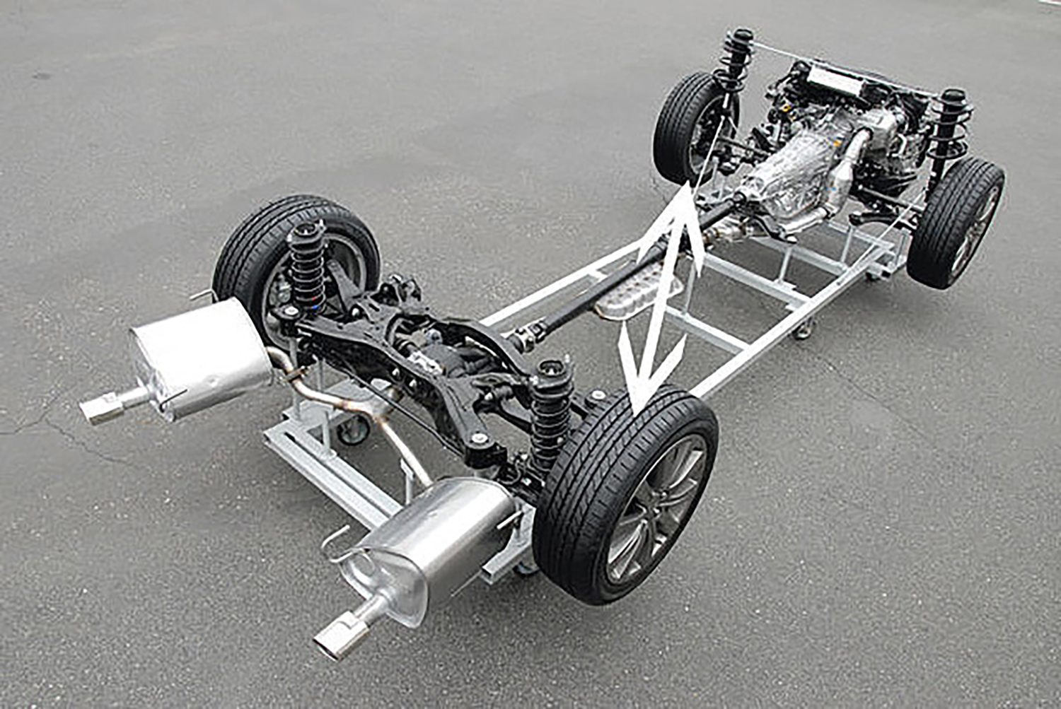 タイヤは正しく装着しないと本来の性能を発揮できなかった 〜 画像9