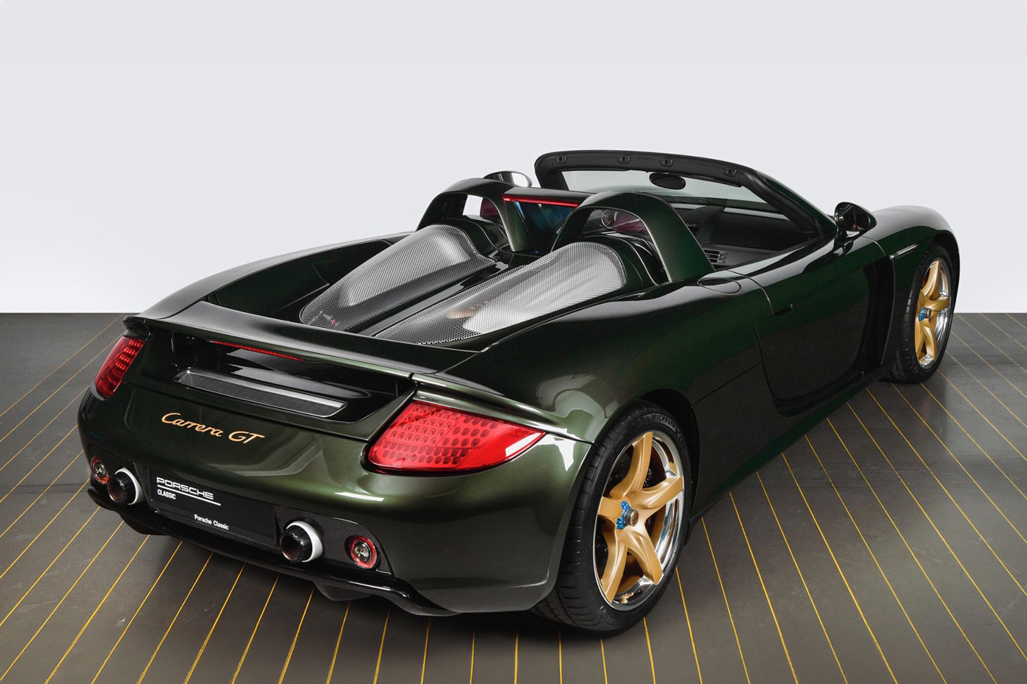 「カレラＧＴ」こそポルシェがスーパースポーツの頂点を目指した伝説のカレラだった【21世紀スーパーカーFILE #023】 〜 画像18