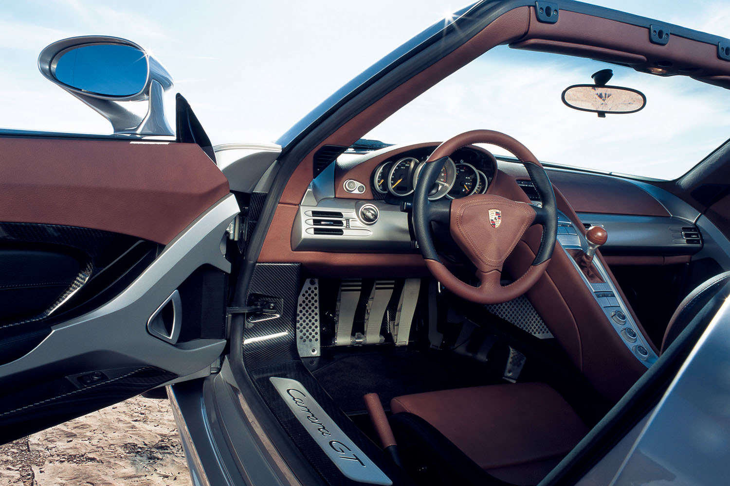 「カレラＧＴ」こそポルシェがスーパースポーツの頂点を目指した伝説のカレラだった【21世紀スーパーカーFILE #023】 〜 画像28