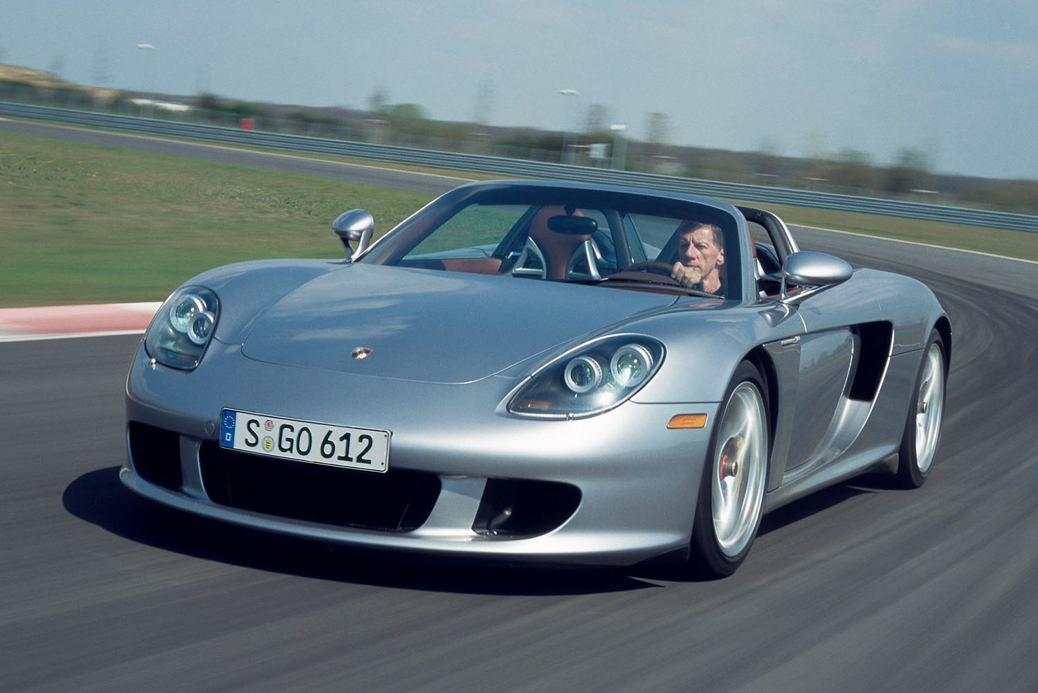 「カレラＧＴ」こそポルシェがスーパースポーツの頂点を目指した伝説のカレラだった【21世紀スーパーカーFILE #023】 〜 画像20