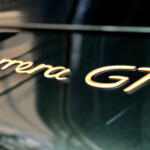 【画像】ポルシェの頂点に疑いなし！　公道に解き放たれたレーシングマシン「カレラGT」の贅沢すぎる中身【21世紀スーパーカーFILE #024】 〜 画像6