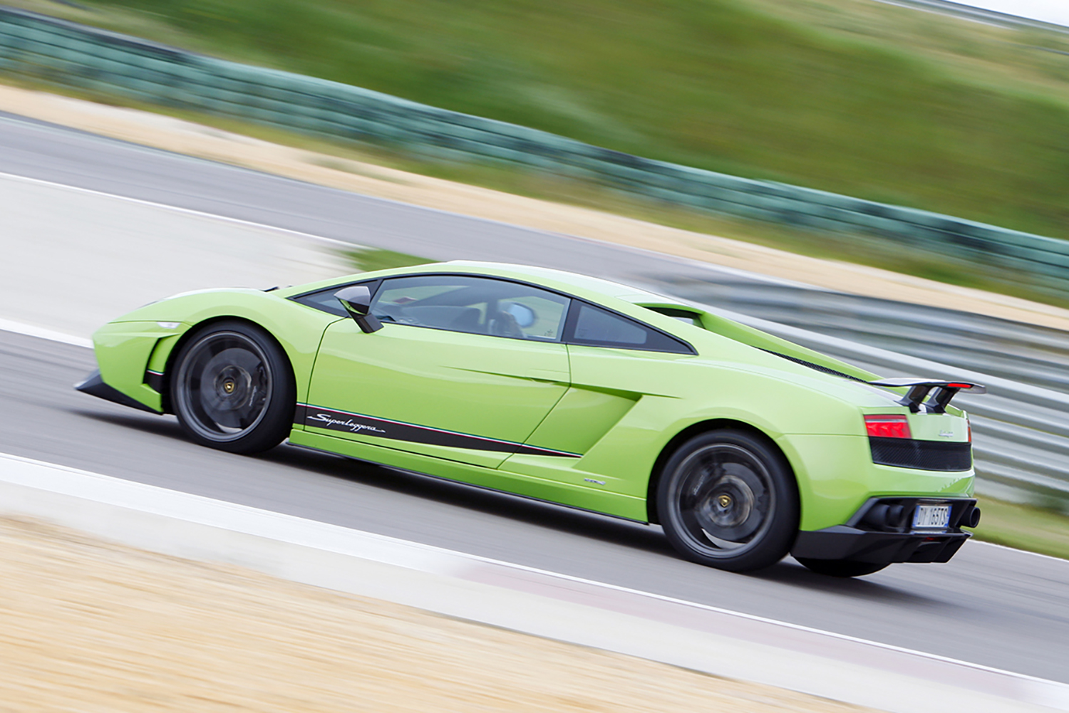 アウディ傘下で誕生した「ガヤルド」はランボ大躍進の立役者だった【21世紀スーパーカーFILE #023】 〜 画像5