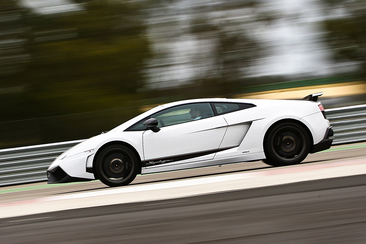 アウディ傘下で誕生した「ガヤルド」はランボ大躍進の立役者だった【21世紀スーパーカーFILE #023】 〜 画像11