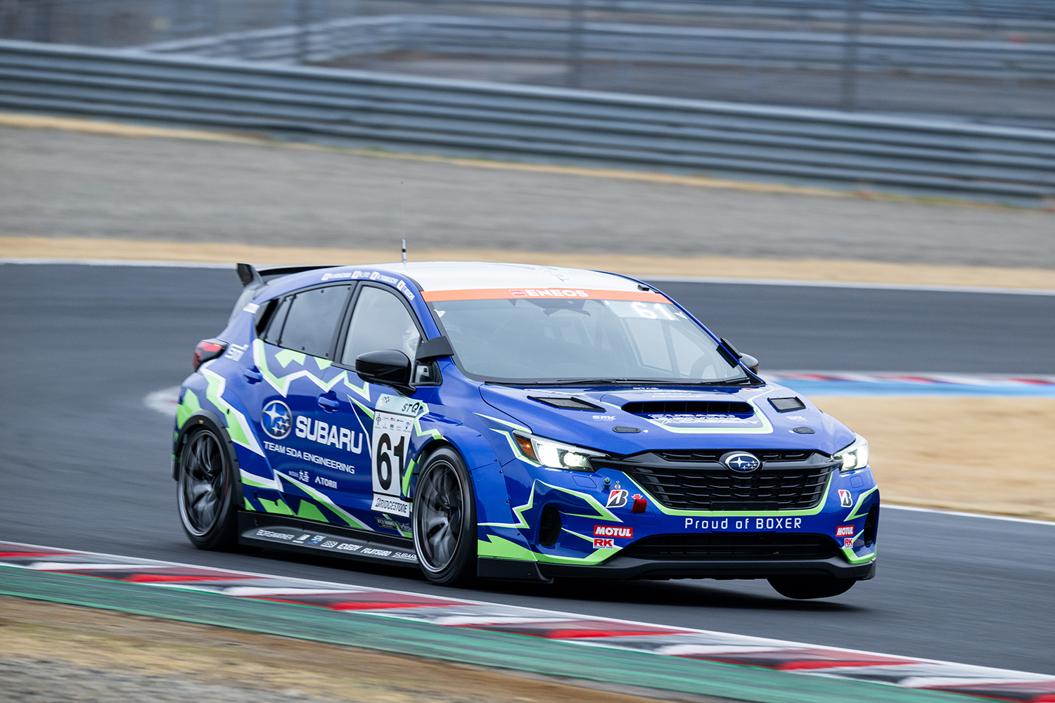 第1戦「もてぎスーパー耐久」に参戦のスバル・ハイパフォX2の走行シーン