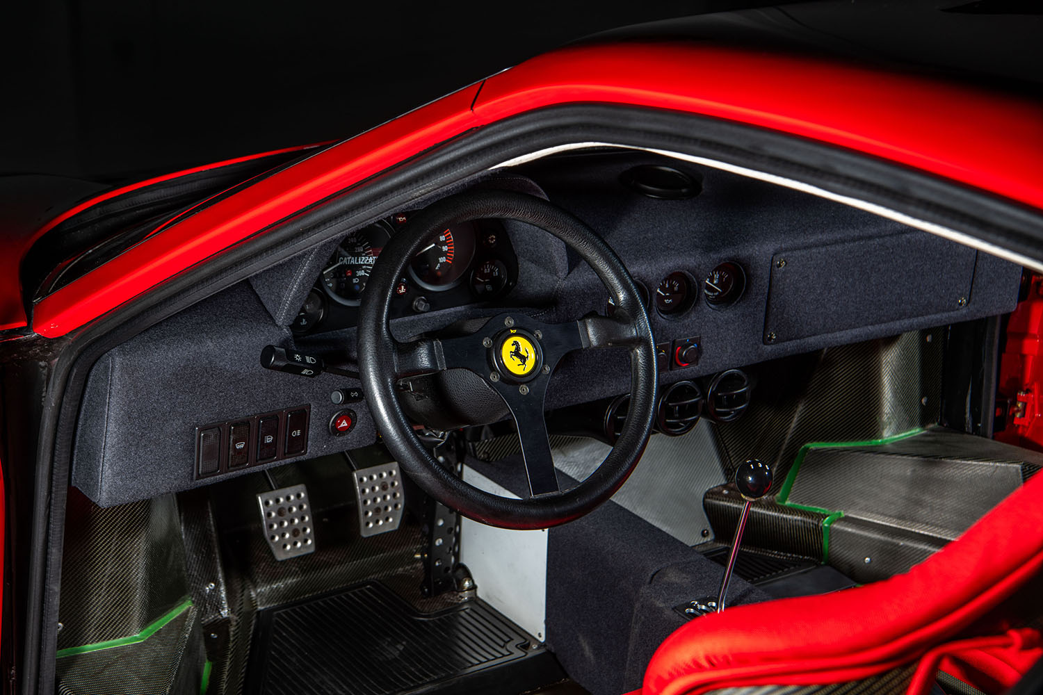 フェラーリF40のインパネ 〜 画像8