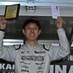 【画像】ミッドシップの86でしかもセンターハンドル＆シートって魔改造にもほどがある！　全日本ダートラに登場した「MR86」の戦闘力がヤバい 〜 画像10