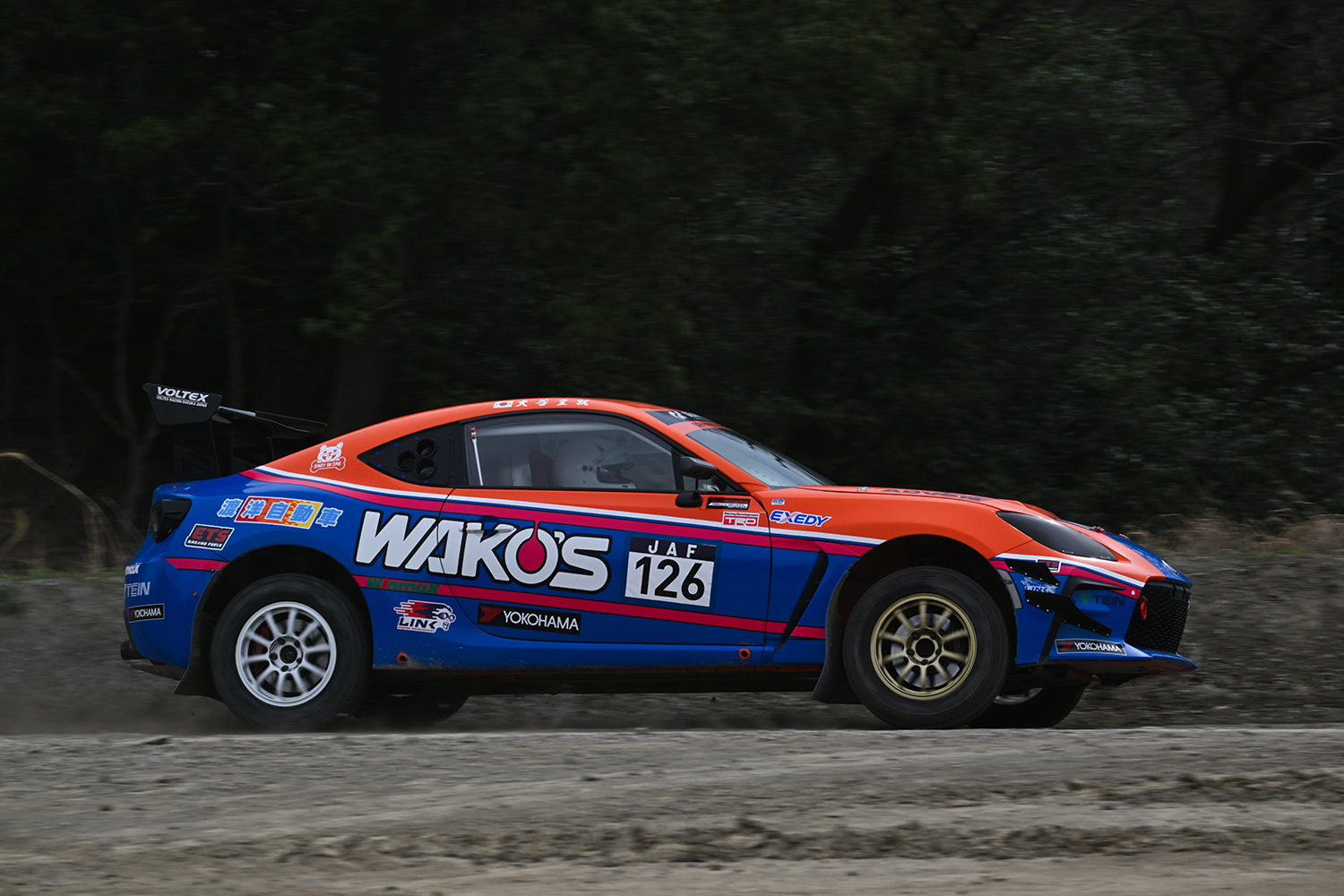 ダートラ界を席巻する「MR86」の正体とは