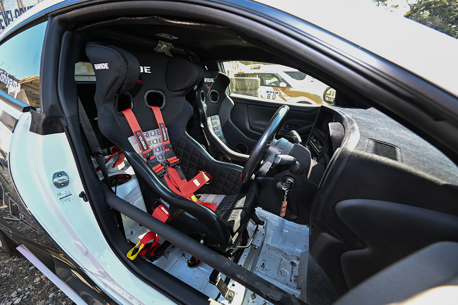 「BRIDE★DL★GRFヤリス」のシート