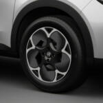 【画像】アルファロメオが日本向けに動いた！　設定のない「白」のボディカラーをまとった限定車が爆誕 〜 画像8