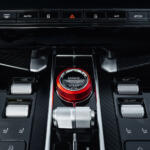 【画像】アストンマーティンで海を表現ってどういうこと？　チャリティーのために作られた美しすぎるヴァンキッシュ・ヴォランテの中身 〜 画像6