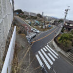 【画像】事故が多発する「魔の交差点」には何がある？　現地に行ってじっくり検証してみた 〜 画像18