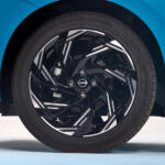 【画像】メキシコで売れに売れている日産車！　小型セダン「ヴァーサ」を日本にもってきたら……けっこうイケる気がする!! 〜 画像9