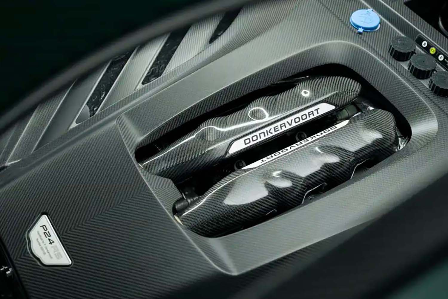 ドンカーブートの新型スポーツ「P24RS」が登場 〜 画像3