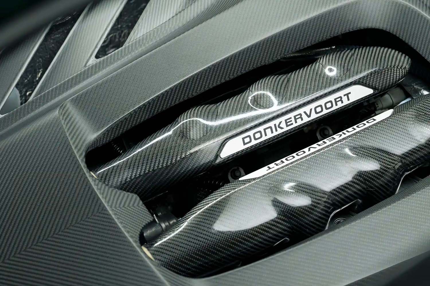 ドンカーブートの新型スポーツ「P24RS」が登場 〜 画像8