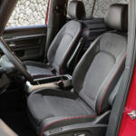 【画像】ID.Buzzって樹脂バンパー仕様とかスポーティバージョンとか隠し球があるんかよ！　日本に入っていない海外仕様が魅力しかなかった 〜 画像11