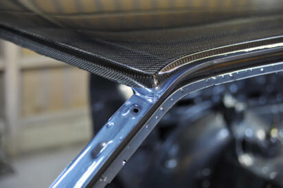 スポーツグレードのカタログに謳われる「スポット増し」って何？　クルマの走りを左右する溶接の世界