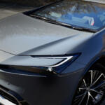 最近のクルマってダッシュボードの奥が拭けないほど長いのはなぜ？