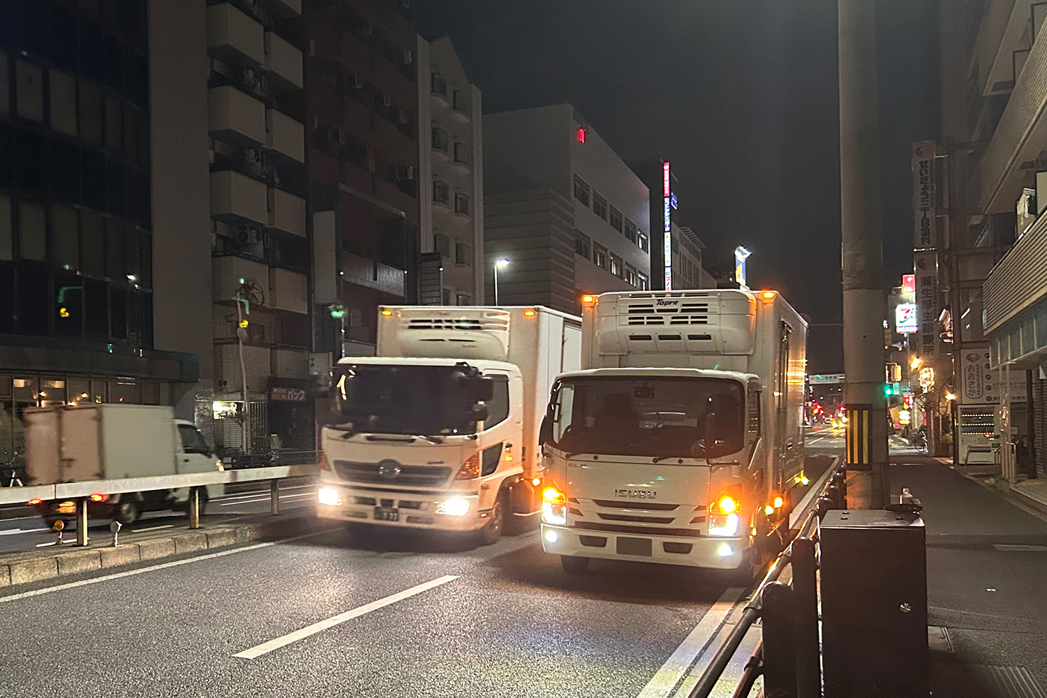 路駐するトラック