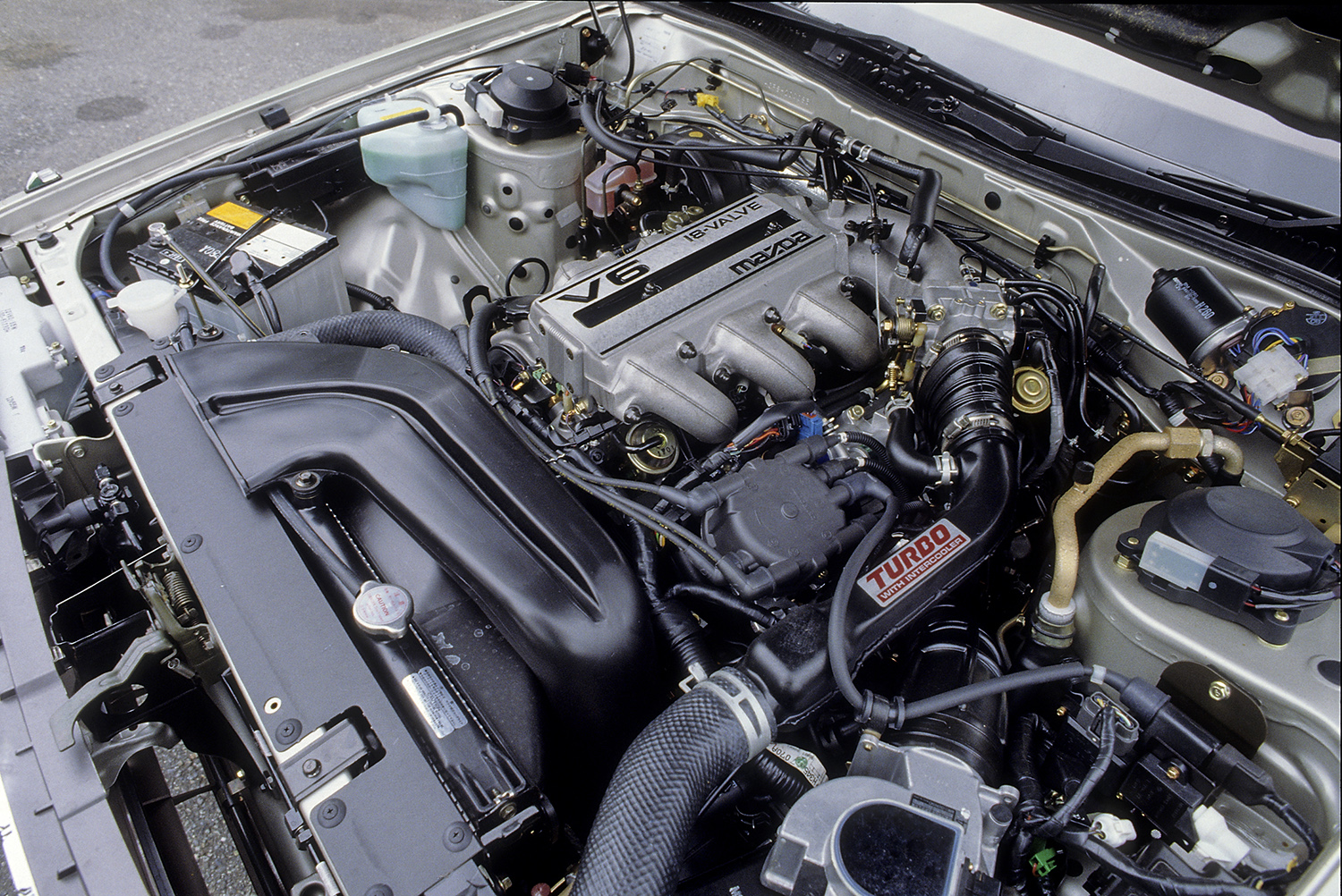 セダン全盛期に生まれたマツダのフラッグシップモデル・5代目ルーチェ 〜 画像3