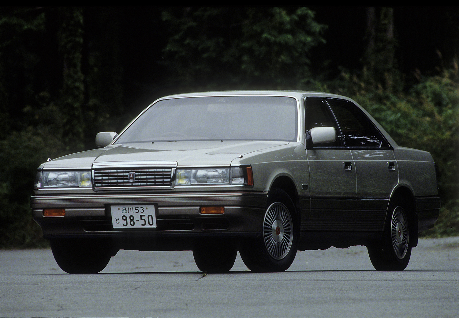 セダン全盛期に生まれたマツダのフラッグシップモデル・5代目ルーチェ 〜 画像5