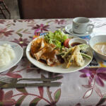 【画像】一風変わったふ頭メシにたどり着いた！　一歩踏み入れるとまるで異国の「シーメンス クラブ」に潜入!! 〜 画像10