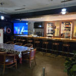 【画像】一風変わったふ頭メシにたどり着いた！　一歩踏み入れるとまるで異国の「シーメンス クラブ」に潜入!! 〜 画像17