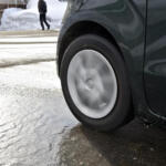 【画像】外気温計も０度を上まわってるし……は危険な思い込み！　気温だけじゃわからない路面凍結の恐怖 〜 画像2