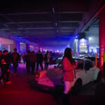 【画像】物流倉庫貸し切りの超ド派手な屋内ドリフトイベントに5000人が熱狂!!　F1マシンまで飛び出した「Red Bull Tokyo Drift 2026」が鳥肌モノ！ 〜 画像22