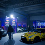 【画像】物流倉庫貸し切りの超ド派手な屋内ドリフトイベントに5000人が熱狂!!　F1マシンまで飛び出した「Red Bull Tokyo Drift 2026」が鳥肌モノ！ 〜 画像23