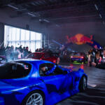 【画像】物流倉庫貸し切りの超ド派手な屋内ドリフトイベントに5000人が熱狂!!　F1マシンまで飛び出した「Red Bull Tokyo Drift 2026」が鳥肌モノ！ 〜 画像33