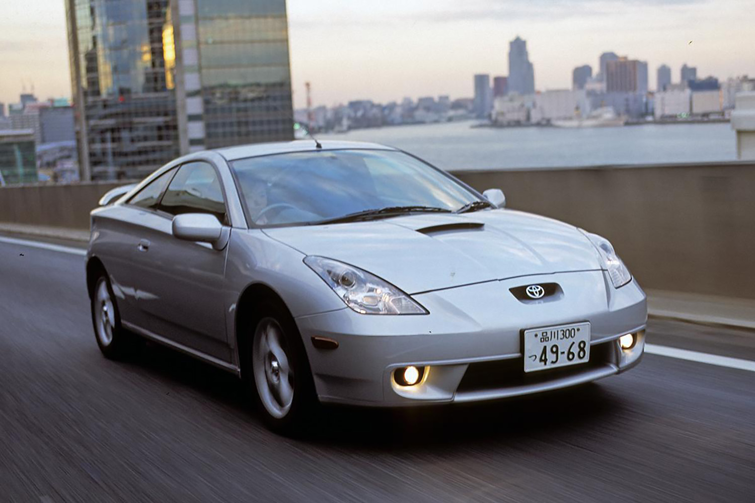 トヨタ・セリカ