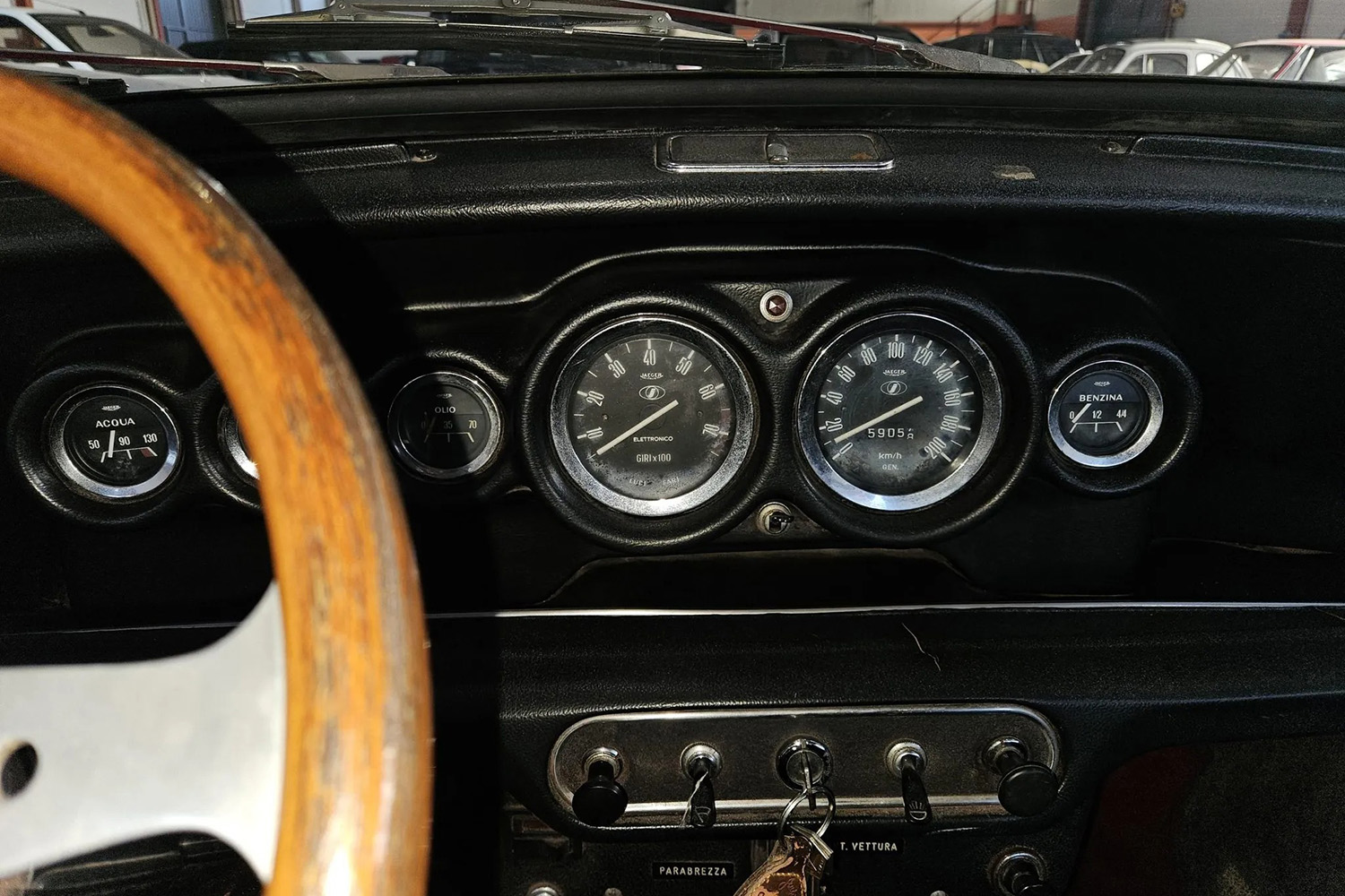 イノチェンティ・ミニのインテリア