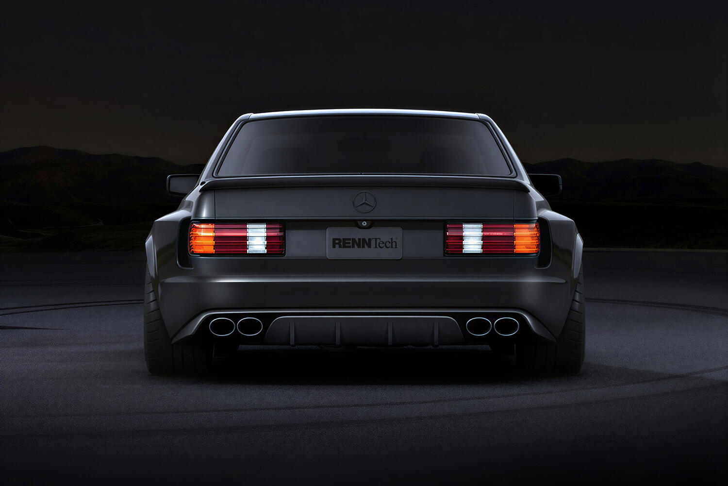 レンテック・スレッジハンマーのリヤスタイリング