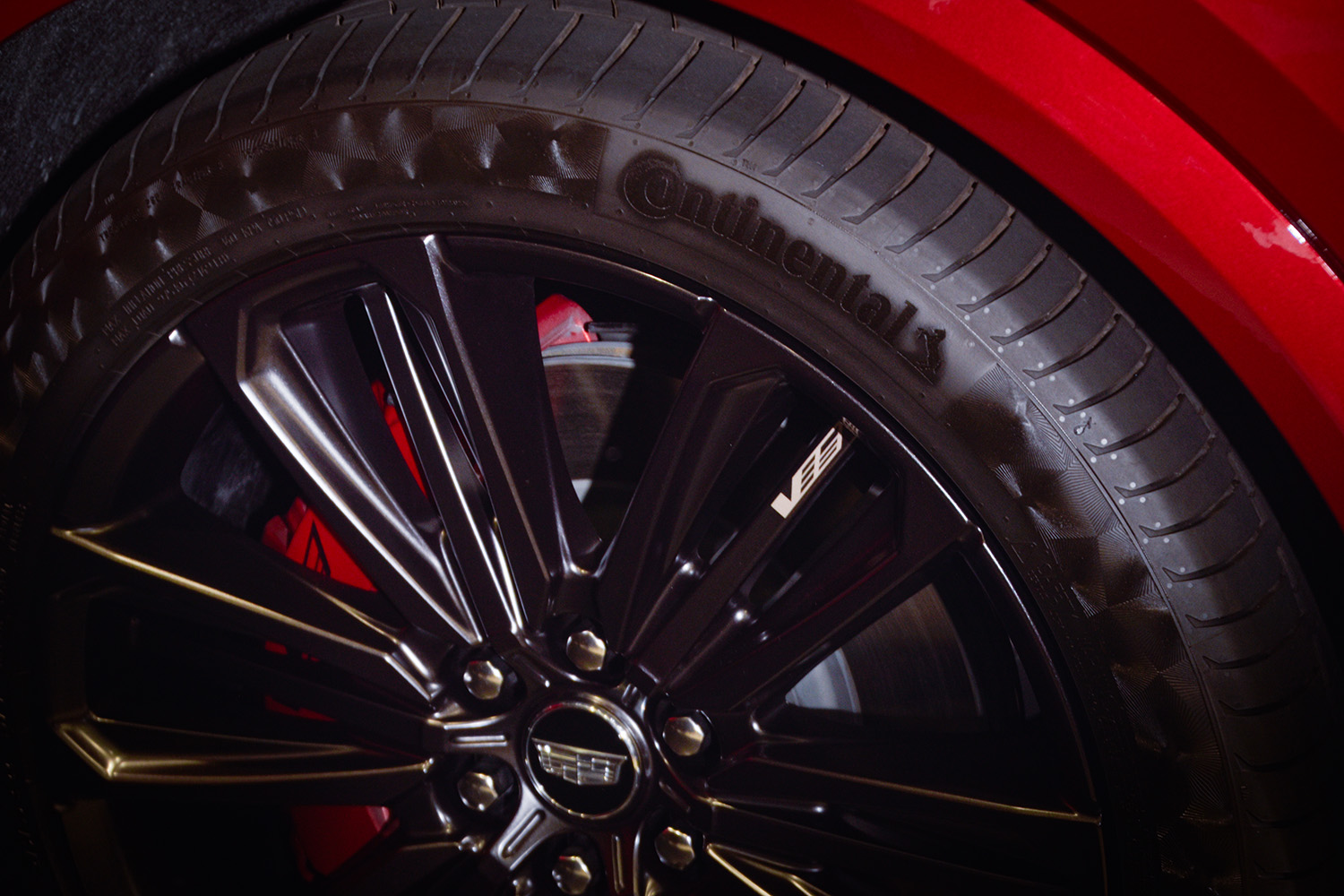 キャデラックの高性能EV「リリックV」が日本仕様で登場 〜 画像14