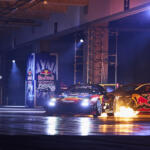 【画像】物流倉庫貸し切りの超ド派手な屋内ドリフトイベントに5000人が熱狂!!　F1マシンまで飛び出した「Red Bull Tokyo Drift 2026」が鳥肌モノ！ 〜 画像10