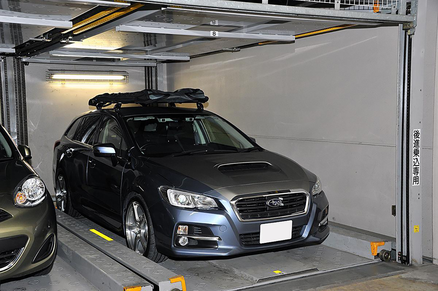 立体駐車場に入れたワゴンのイメージ