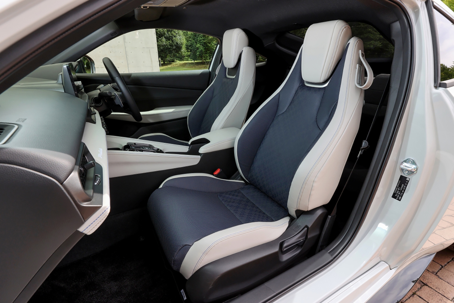 ホンダ・プレリュードのフロントシート