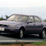 【画像】日本車初の「280馬力」自主規制突破モデル！　ホンダらしく「技術のデパート」だった４代目レジェンドはやっぱりスゴイ!! 〜 画像3