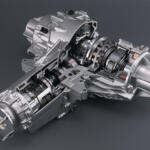 【画像】日本車初の「280馬力」自主規制突破モデル！　ホンダらしく「技術のデパート」だった４代目レジェンドはやっぱりスゴイ!! 〜 画像6