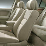 【画像】日本車初の「280馬力」自主規制突破モデル！　ホンダらしく「技術のデパート」だった４代目レジェンドはやっぱりスゴイ!! 〜 画像10