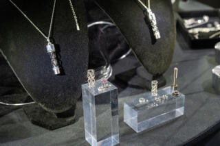 ベルガーが操ったV10エンジンのパーツでHRCがアクセサリーを作ったぞ