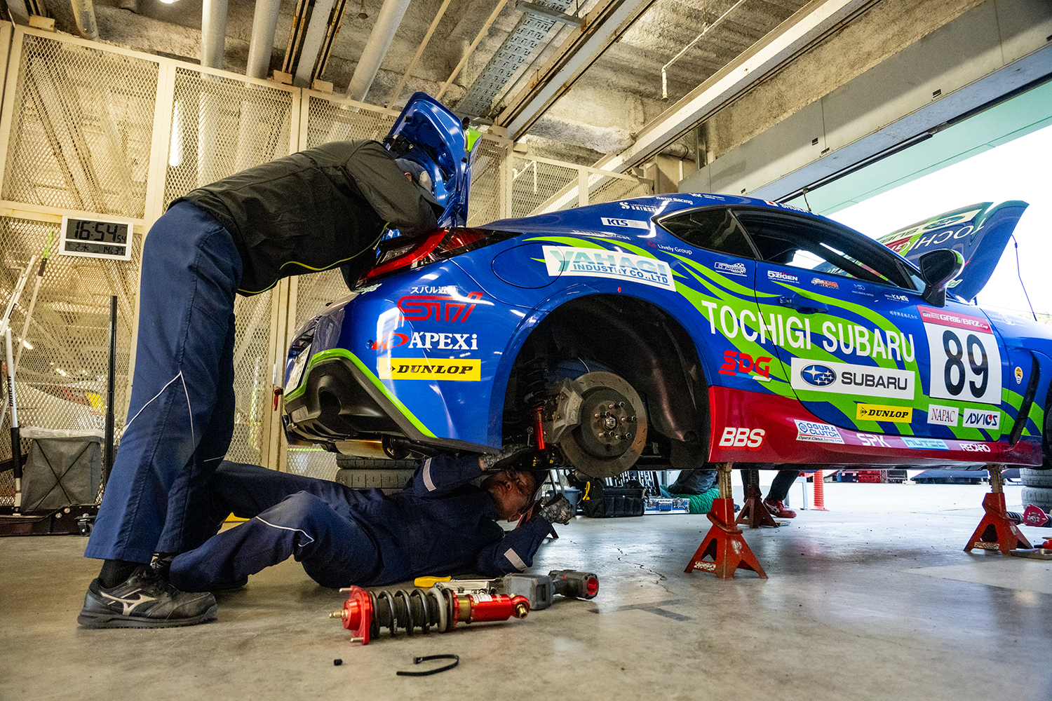 89号車のセッティングの様子