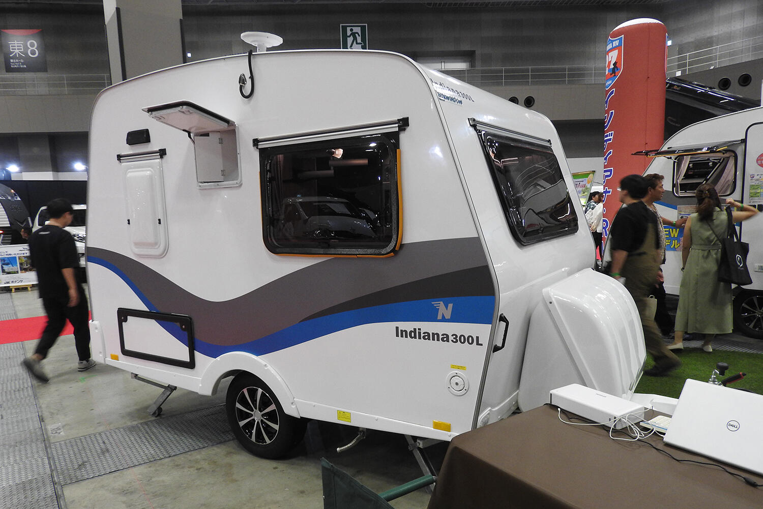 キャンピングトレーラーのイメージ