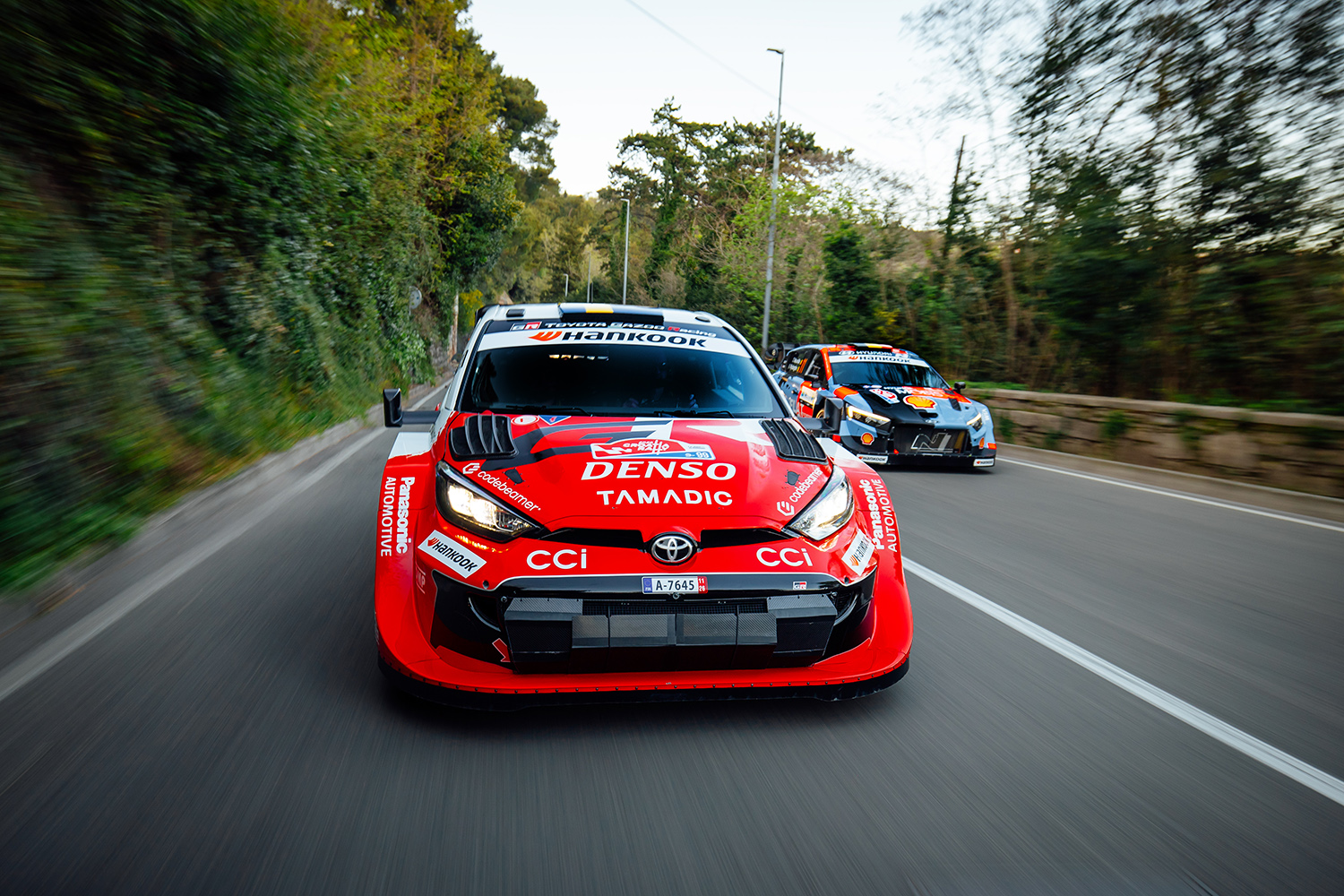 勝田貴元が最終ステージで劇的な逆転劇によりポイントランキング総合首位へ 〜 画像1