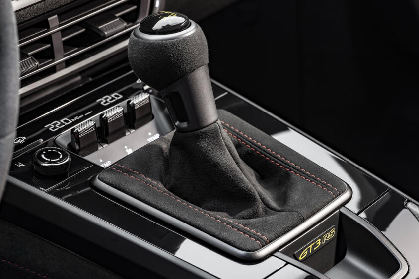 スポーツカーから実用車まで一気に世界中で広まったトランスミッション「DCT」！　これまたあっという間に採用車が減っていったのはナゼ？