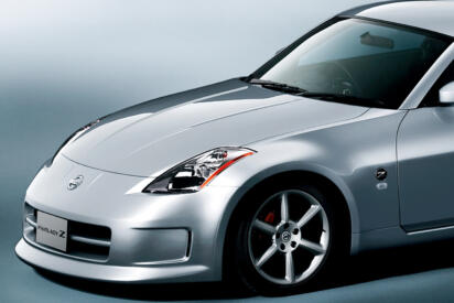 ちょっと延長したバンパーだけで300万円アップ！　日産のGTファン以外には価値ナシのフェアレディＺ Type Ｅという激レア車